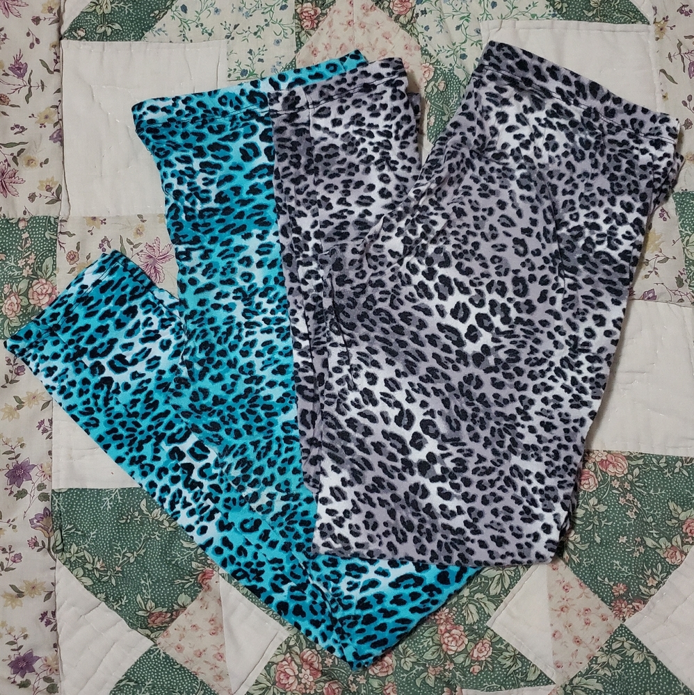 3 for $25 Concert by Clare Cheetah Print Leggings